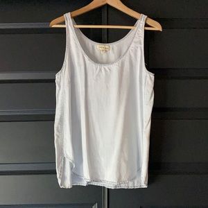 Cloth & Stone chambray tank top. Size L.